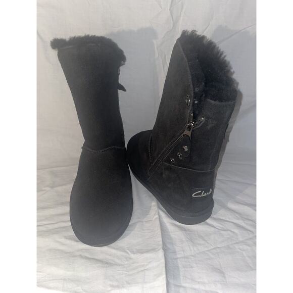 Clarks Shoes - Women’s Black Suede Leather Clarks Boots Size 7
